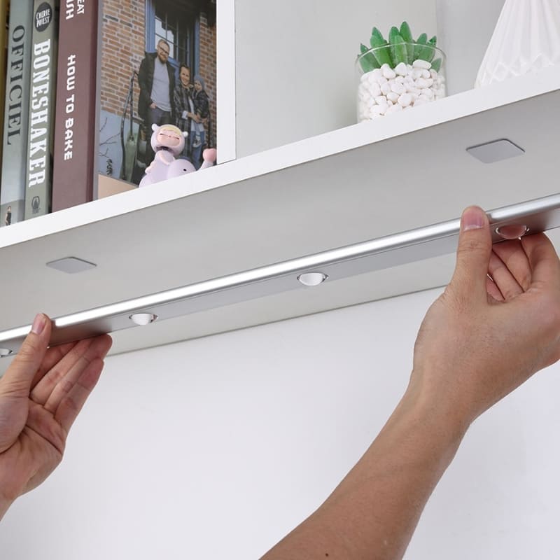 Luminária de LED Magnética com Sensor de Movimento House Vision